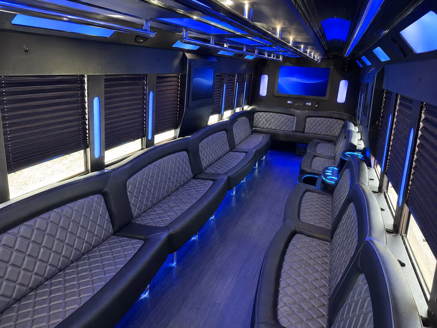 Glendale Birthday, Sweet 16, & Quinceañera Transportation party bus exterior