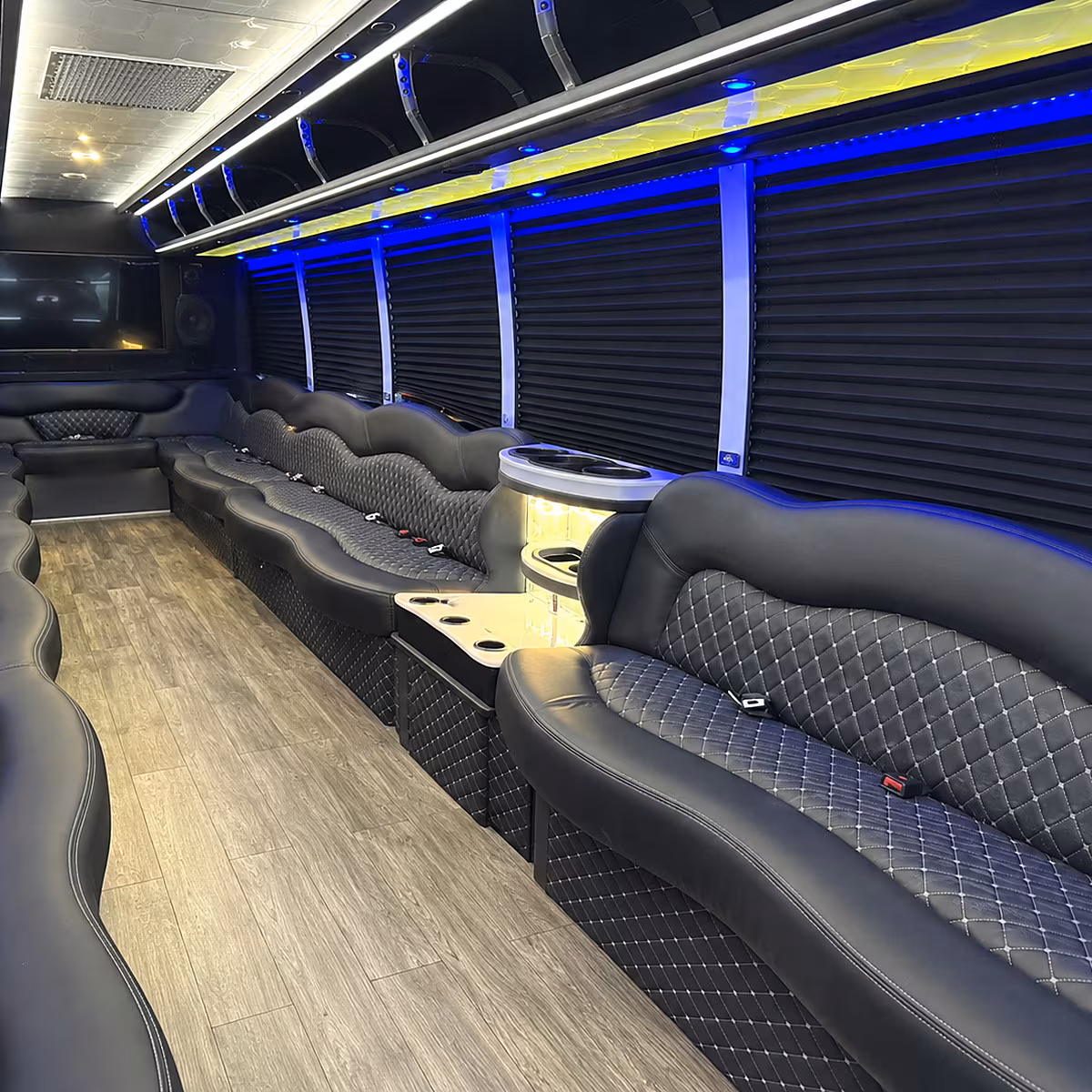 Glendale Birthday, Sweet 16, & Quinceañera Transportation party bus interior