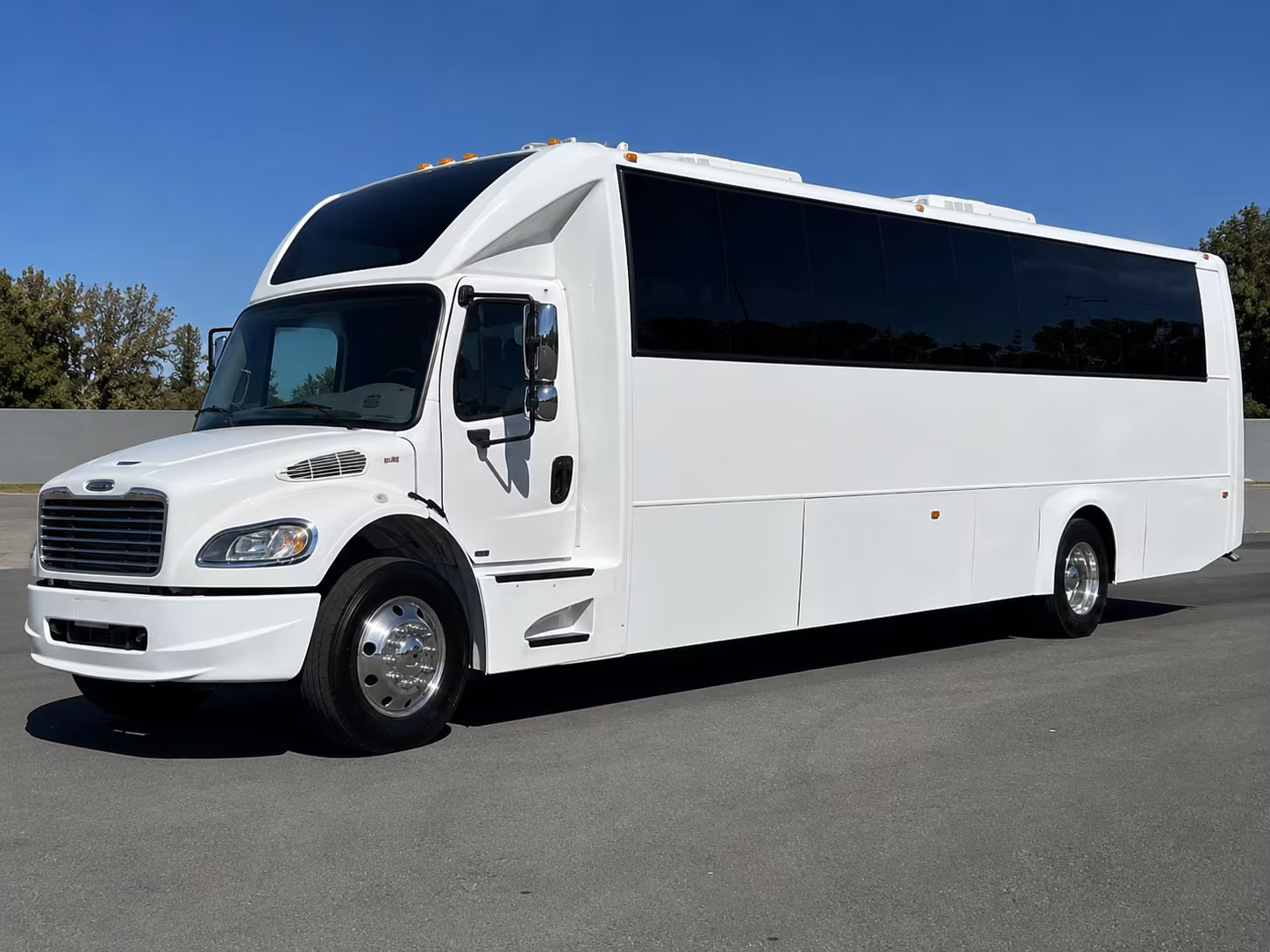 Glendale Sporting Event Transportation party bus exterior