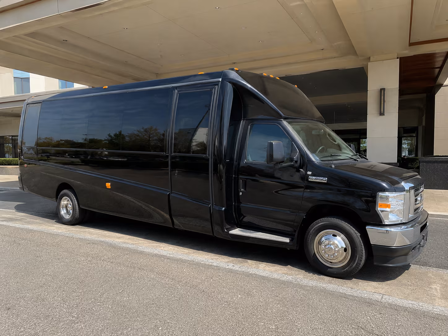 Phoenix Homecoming & Prom Party Bus Rentals